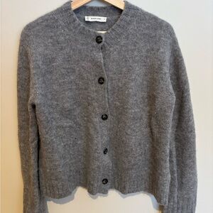Everlane crew cardigan in alpaca